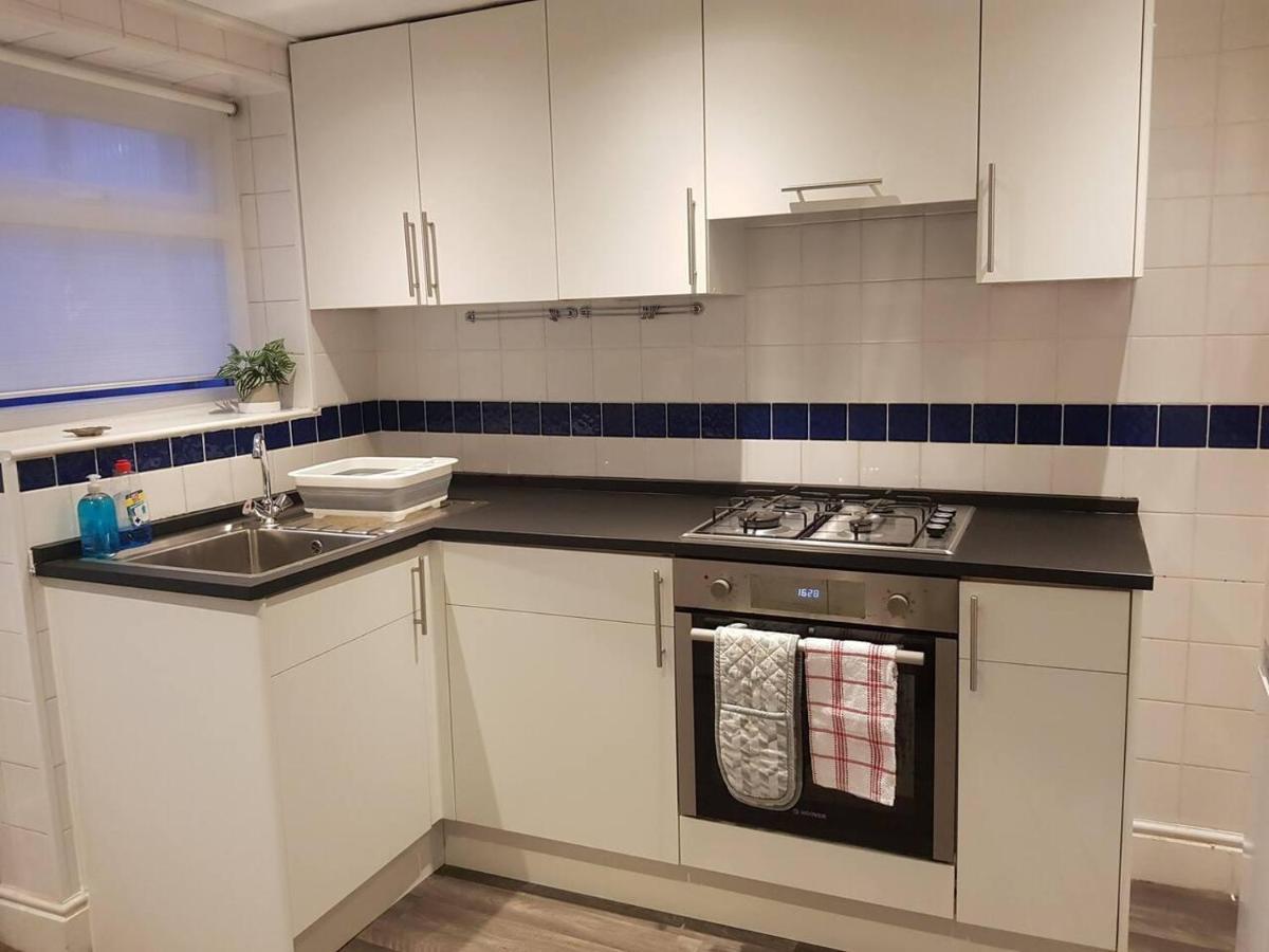 Bright 4-Bed House 15 Min To Manchester Centre Villa Eksteriør billede