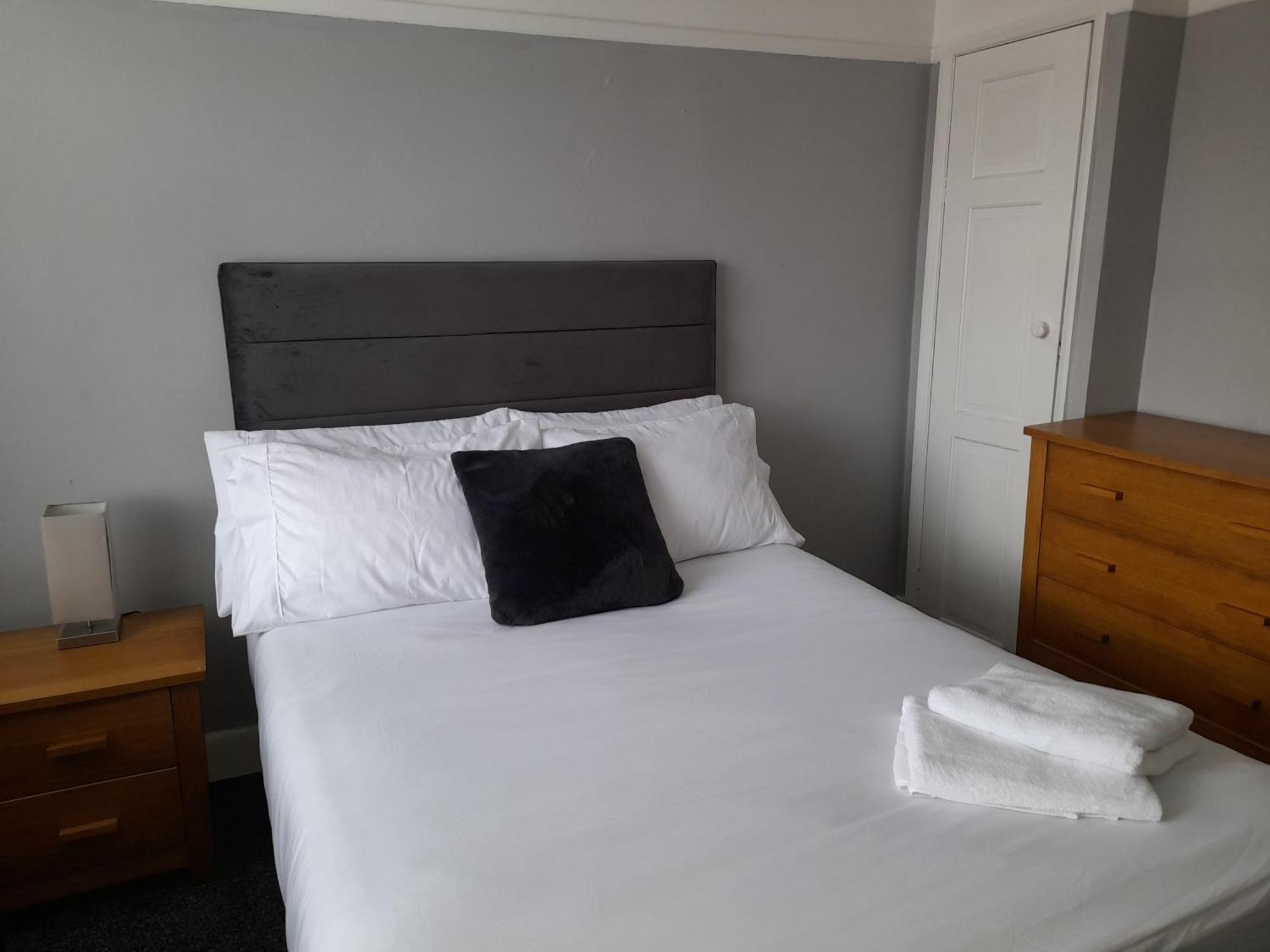 Bright 4-Bed House 15 Min To Manchester Centre Villa Eksteriør billede
