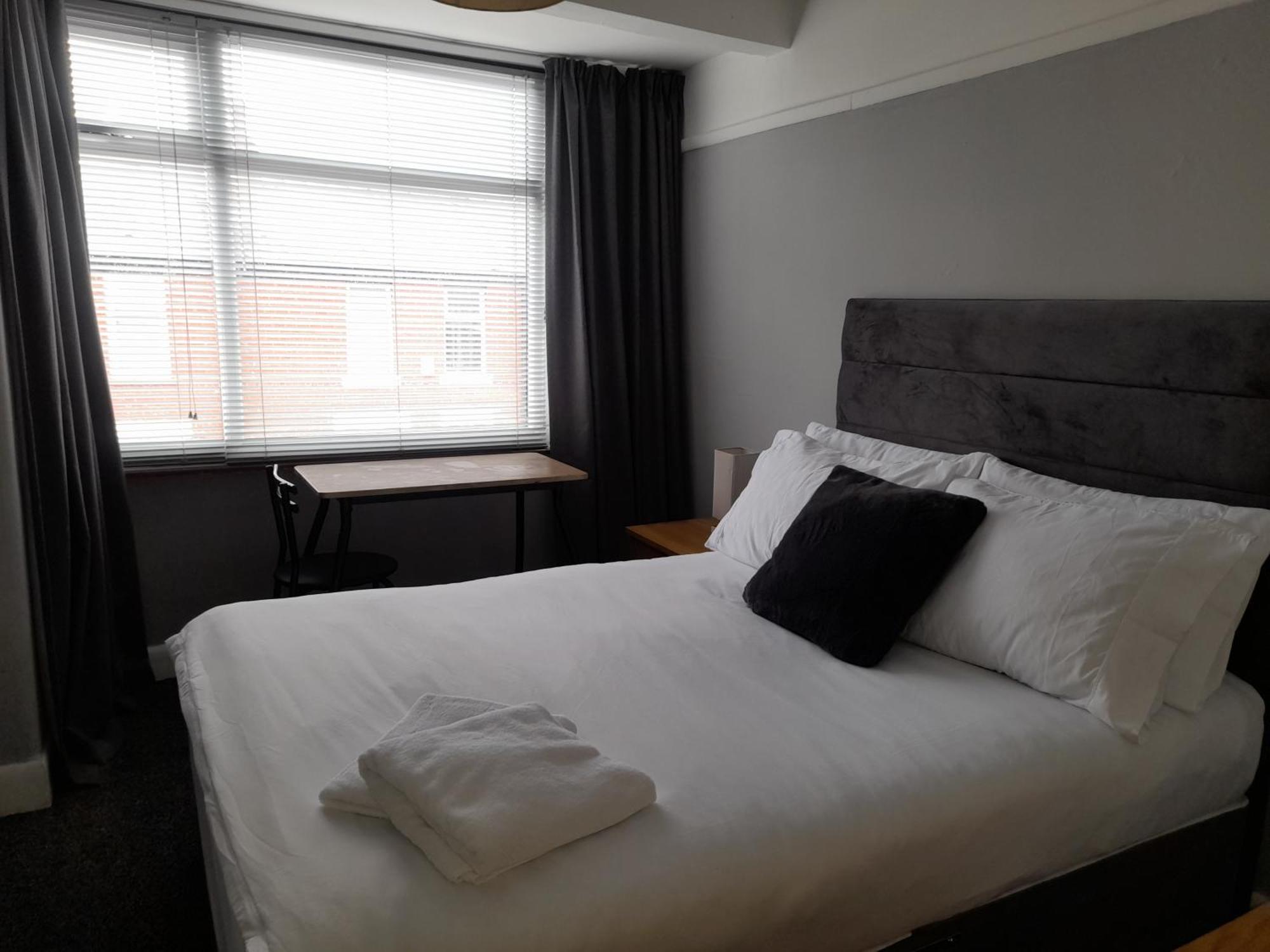 Bright 4-Bed House 15 Min To Manchester Centre Villa Eksteriør billede