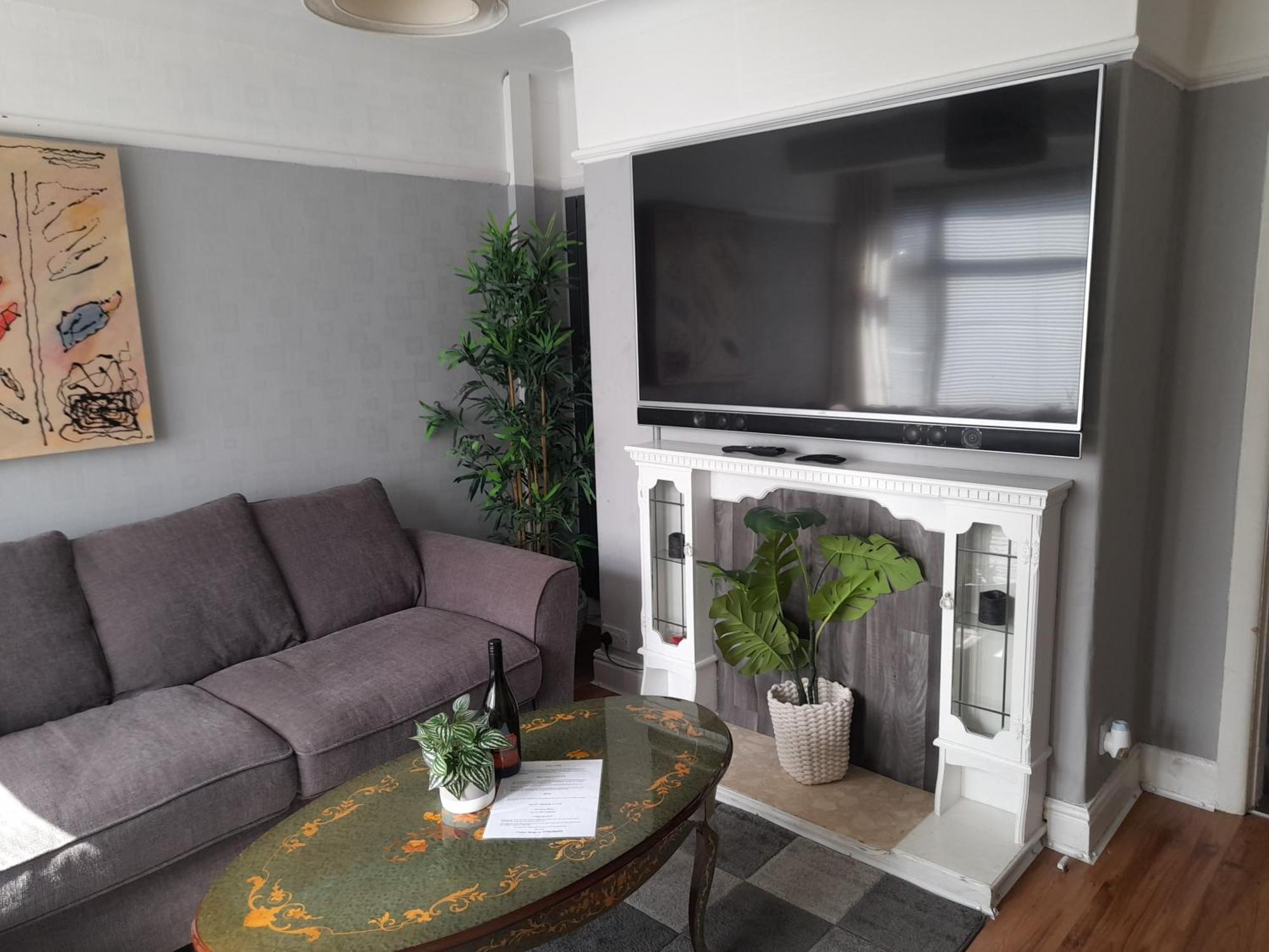 Bright 4-Bed House 15 Min To Manchester Centre Villa Eksteriør billede